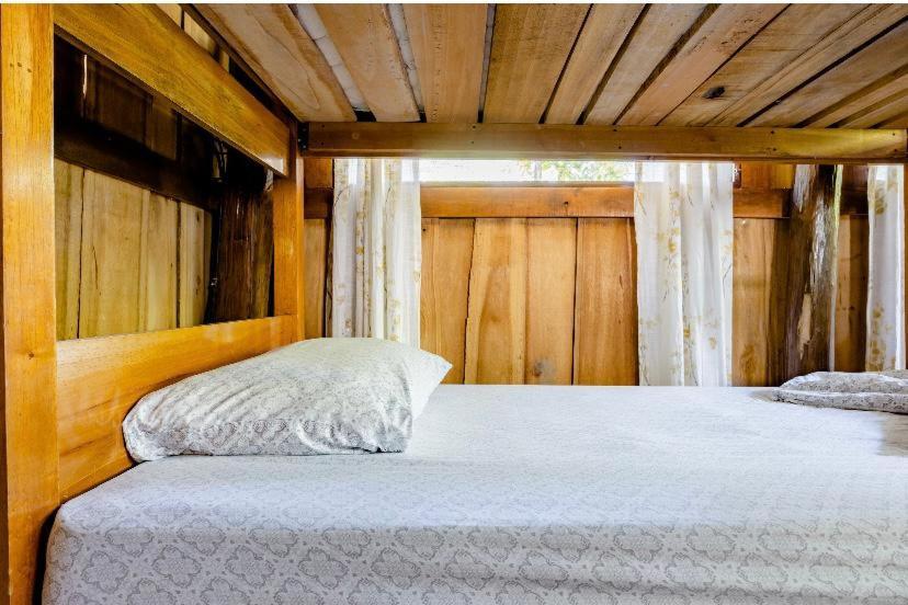 Luminosa Uvita Hostel Екстериор снимка