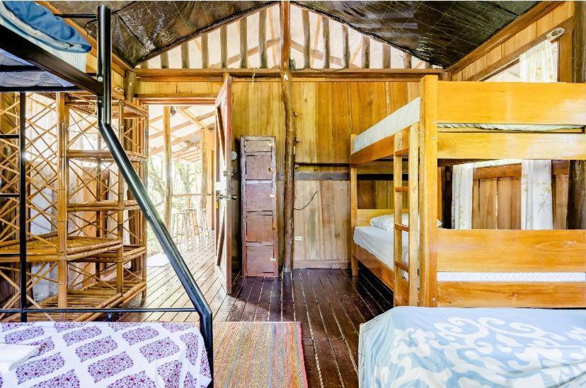 Luminosa Uvita Hostel Екстериор снимка
